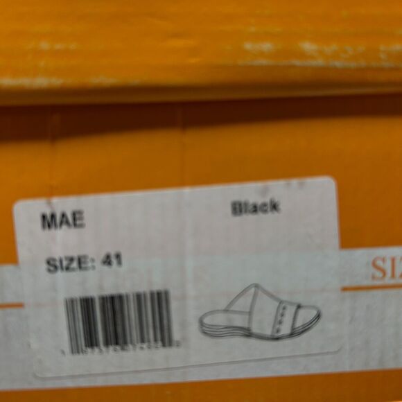 Miz Mooz New York Mae Leather Slide Sandals Black Women's EU 41/9.5-10 - Picture 7 of 7